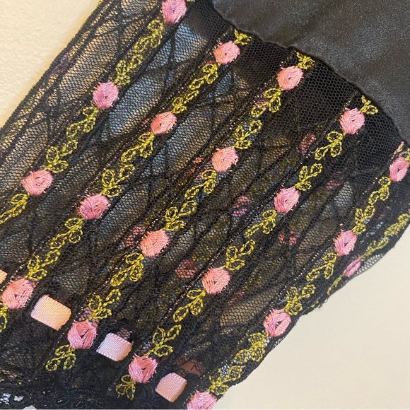 Delicates Black Satin Robe with Rose Accents on sleeve - Picture 3 of 8